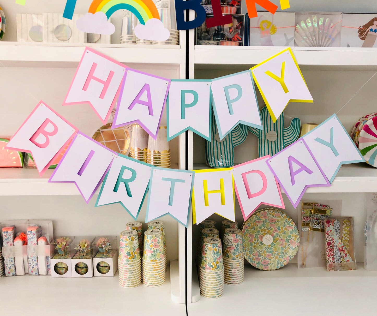 Banner Happy Birthday Pastel