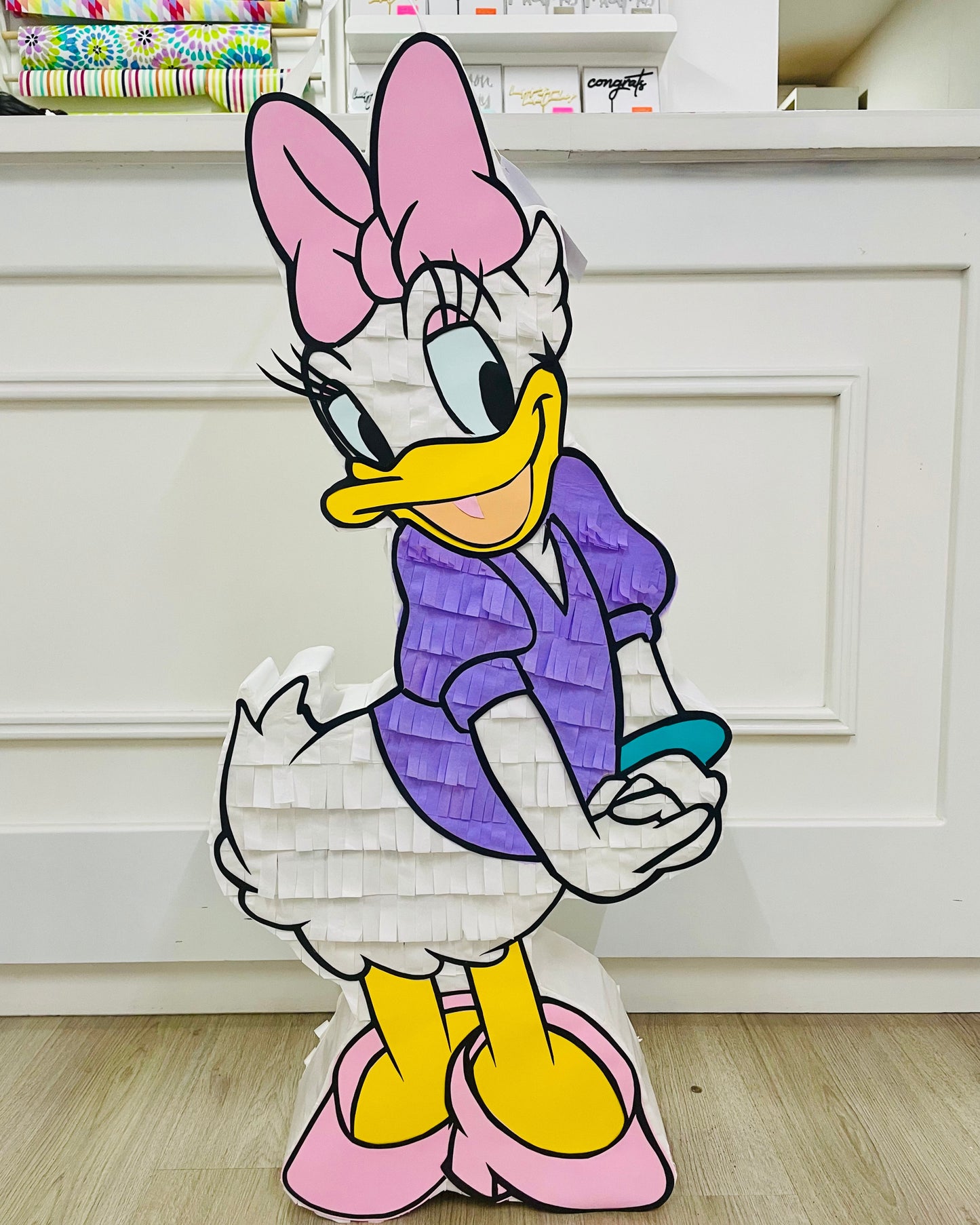Piñata Daisy Duck